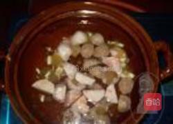 丸子芥菜沙锅煲的做法图解2