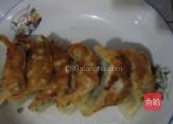 荠菜煎饺的做法图解7