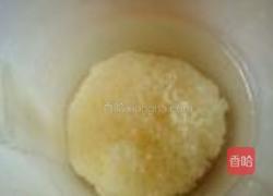 冰糖银耳炖雪梨的做法图解2