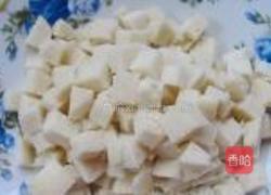 多彩海苔馒头丁的做法图解1