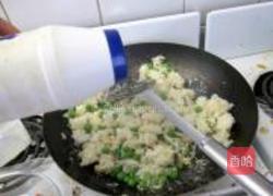 虾仁青豆蛋炒饭的做法图解12