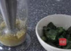 菠菜橄榄Gnocci的做法图解2