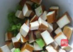 蛋包馒头炒饭的做法图解5