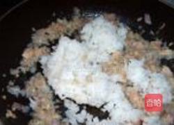金枪鱼饭团的做法图解7