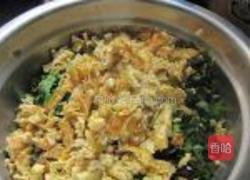 韭菜鸡蛋虾皮盒子的做法图解3