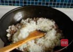 洋葱炒饭的做法图解6
