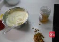 蜂蜜葡萄干基础戚风的做法图解14
