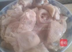 香喷喷滴鸡肉烧土豆的做法图解1