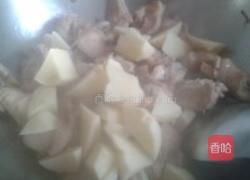 香喷喷滴鸡肉烧土豆的做法图解4