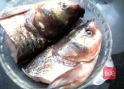 花鲢鱼头豆腐汤的做法图解1