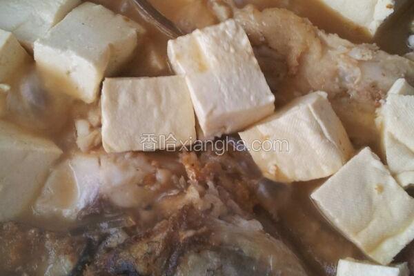 豆腐炖草鱼