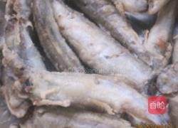 酥炸多春鱼的做法图解6