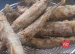 酥炸多春鱼的做法图解8
