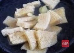 金针菇冻豆腐肥牛锅的做法图解3