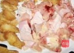 猴头菇炖鸡腿的做法图解3