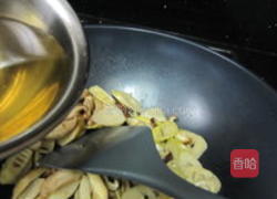 香菇烩竹笋的做法图解8