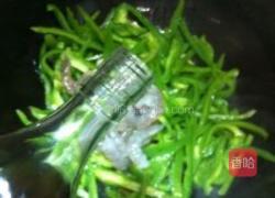 虾仁炒圆椒的做法图解6