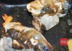 天麻鱼头汤的做法图解3