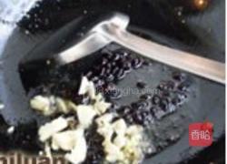 豆豉鲮鱼烧茄子的做法图解5