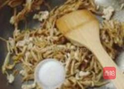 黄花菜炒鸡肉丝的做法图解13