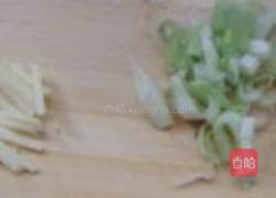 黄花菜炒鸡肉丝的做法图解8