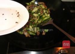 豆豉五花小炒秋葵的做法图解6