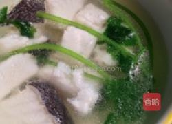 鳕鱼香菜皮蛋汤的做法图解5