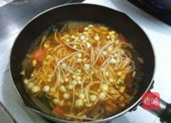 泰式冬阴功金针菇肥牛汤的做法图解6