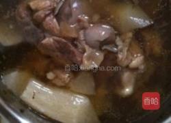 腔骨白萝卜汤的做法图解3