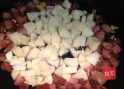 土豆青豆香菇腊肉焖饭的做法图解5