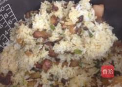 土豆青豆香菇腊肉焖饭的做法图解9