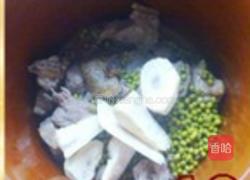 土茯苓绿豆老鸭汤的做法图解10
