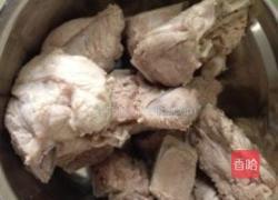 粉葛煲猪骨的做法图解1
