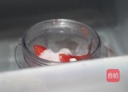 冰镇西瓜奶昔的做法图解3