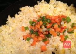 虾仁桂花炒饭的做法图解17