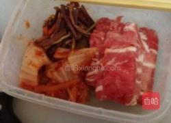 泡菜肥牛炒饭的做法图解2