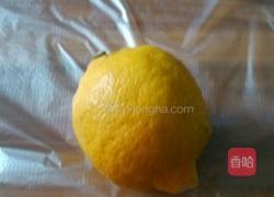 蜂蜜镇柠檬的做法图解1