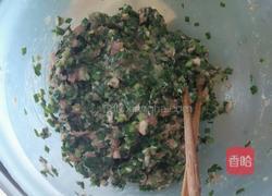 猪肉芹菜馅锅烙的做法图解2