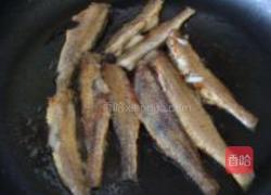 香辣小黄鱼的做法图解4