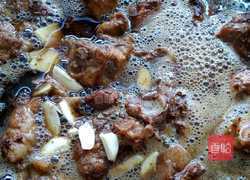 土豆烧排骨的做法图解5