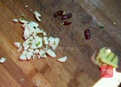 油烧茄子的做法图解2