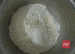 家庭式猪排汉堡的做法图解1