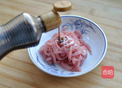 肉丝芹菜的做法图解2