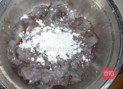 梨味虾球的做法图解5