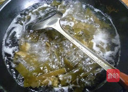 咸菜香干炒海带的做法图解4