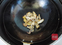 螃蟹炒年糕的做法图解3