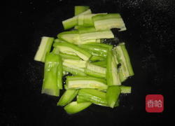 豆豉鲮鱼炒苦瓜的做法图解4