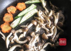 柠檬汁本占菇的做法图解3