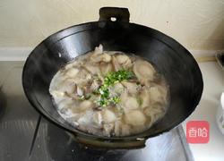 平菇鱼丸汤的做法图解7