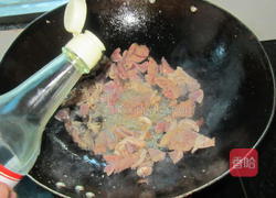 咸豆角炒鸭杂的做法图解4